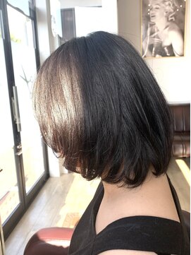 クレアール(creare) Creare 内巻きミディアムレイヤーカット