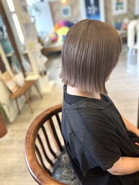 フレア志ミラーレ(flare) 透ける髪色