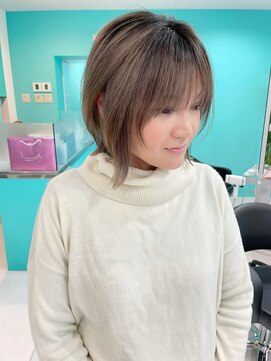 ユー イケブクロ(u Ikebukuro) ショートウルフ/ショートボブ/バレイヤージュ/シャドウルーツ