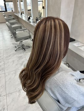 キング(K!ng) 縮毛矯正髪質改善ハイライトレイヤーカット楠葉美容室エクステ