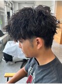 栃木メンズパーマメンズカットセンターパートメンズマッシュ緩め