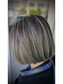 ヴィム ヘアー 宜野湾店(VIM hair) カーキグレージュ系のカラー。何度かハイライト入れています♪