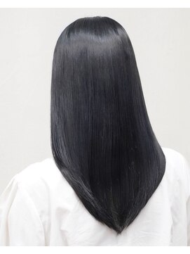 アリー 原宿 表参道(ALLY) ALLY八巻 極上の艶ストレート