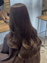 ジーナ 渋谷本店(Zina) 透明感ブラウンベージュ×レイヤーカット