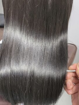 ライア 下北沢(laia) ダークブラウンカラー×艶髪【髪質改善 下北沢 トリートメント】