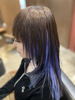 リップス ヘアー(Lips hair)&nbsp;大人ブルーのインナーカラースタイル