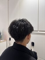 ケンジ 平塚 アネッタ(KENJE annetta) 刈り上げマッシュ なみまきパーマ