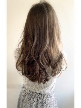 エル セルカ 高田馬場(el CERCA) ヌーディーベージュカラー×韓国風ヨシンモリスタイル