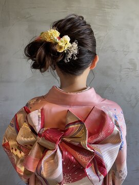 アトリエ ジェイディ(AtelierJ.D.) 成人式前撮り サイドアップ