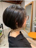 マルッと柔らかなショートボブ