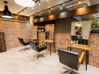 アグ ヘアー キネマ 名古屋西区店(Agu hair kinema)の写真