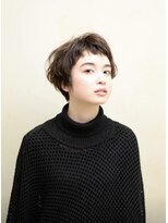 トラン(TRAN) 女性らし柔らかな質感のショートヘア