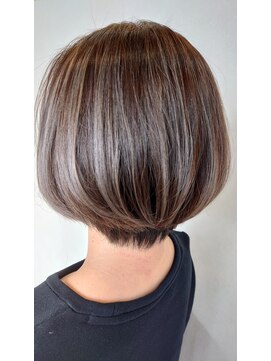 ガレリアエレガンテ 尾張旭店(GALLARIA Elegante) コントラストハイライト×丸みショート