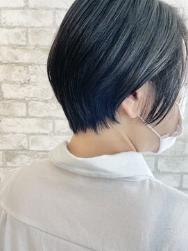 アン ココン(un.cocon) 【un.cocon 吉祥寺】大人可愛い ショート ひし形ライン♪