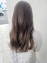 ゴットラトゥール(GOTTO LATOUR)&nbsp;透明感カラー☆アッシュ/ベージュ/ブラウン/ゆる巻き