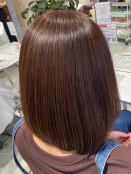 メゾンドボーテ 箕面店(MAISON DE BEAUTE)の写真/【オーガニック認証獲得◎】白髪をしっかりカバーしながら、髪の悩みも解決！若々しい印象に♪