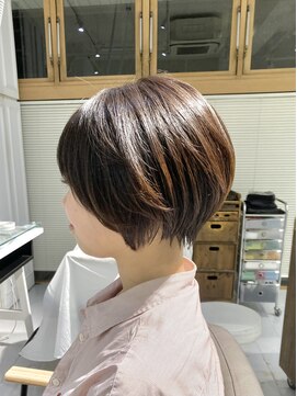 ネオリーブウリ 二子玉川店(Neolive uri) イメチェンホワイトブロンド外ハネボブ美髪ワイドバング