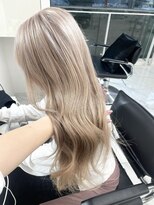 ランテルディ 渋谷(LANTERDIT)&nbsp;ホワイトグレージュ ブリーチ2回～