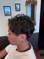 ピクシーボブ(Pixie Bob) スパイラルパーマ＋ハイライト