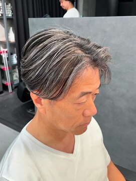 シエラ 堀江(CIERA.) マッシュウルフスペインカールマンバンヘアセンター分け