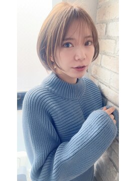 カナロアバイボニークチュール(KANALOAbyBONNY COUTURE) 白髪ぼかし・神戸白髪・神戸ショートボブ・六甲アイランド