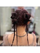 アピッシュ ギンザ(apish ginza) 【ヘアアレンジ】リボンカチモリツイン