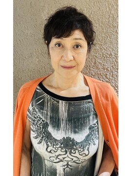 ハートボックス 四谷店(Heart box) エイジング毛のクセを生かしたショートスタイル