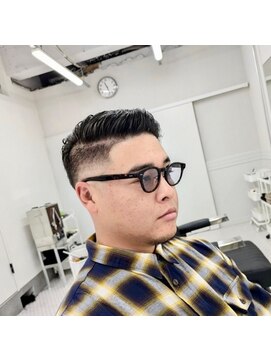 ラフカッターズ 八王子店 サイドパート【八王子/理容室/床屋/顔剃り/シェービング】