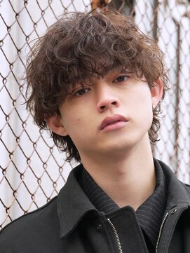 フィフス(fifth) センターパートツイストスパイラルパーマメンズマッシュパーマ