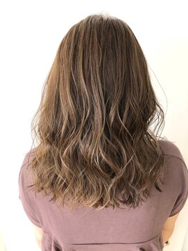 ヘッズ 本八幡店(HEADS) 【HEADS　本八幡】セミロング×レイヤースタイル２