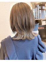 ティーシェル(TIECHEL)&nbsp;小顔イメチェン、ラベンダーグレージュカラーくびれレイヤーボブ