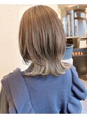 小顔イメチェン、ラベンダーグレージュカラーくびれレイヤーボブ