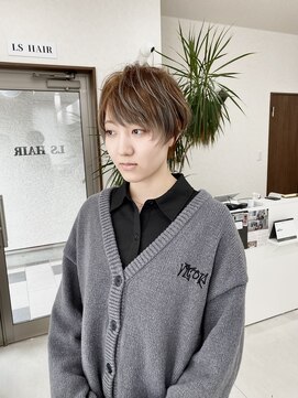 エルエスヘアー(LS HAIR) LS HAIR片山　立体感のあるカラーとベリーショート×マッシュ