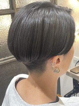 ミリ 千歳烏山(Mili CARE&SPA) ダークグレー