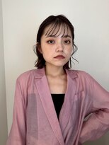 ユイル(Uil) 似合わせ小顔ミディアム× ベージュカラーデザインカラー