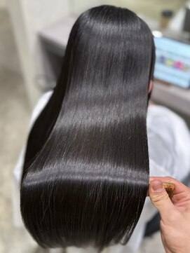 キュア 表参道(CURE) 黒髪/グレージュカラー/ココアベージュ/ヘルシーロング/表参道