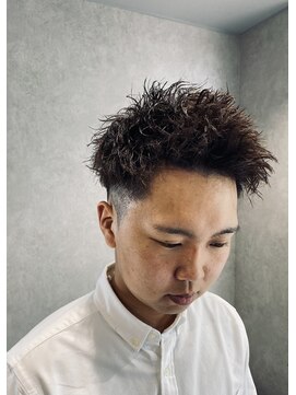 ニード(NEED) 20代/30代/40代/50代/覚王山/千種/ショート/ツイストパーマ