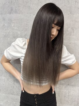 ルイス(L'wis) 低明度バレイヤージュ