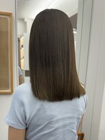 シベル(sibell)&nbsp;ロブ/切りっぱなし/ブリーチなし/赤み消し/透明感/アッシュ
