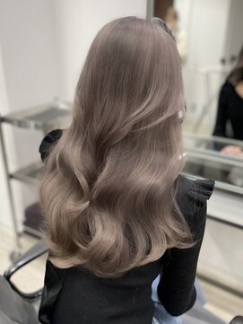 ルーパバイミュージアム(LOOPA by museum) モカグレージュ×レイヤーカット/ダブルカラー