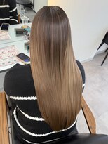 リエンスクレア(RIENS xrea)&nbsp;ロング*シャドールーツ*ベージュカラー*透明感