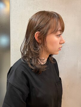 バロックトーキョー(BAROQUE TOKYO) ミディアムレイヤーカット/髪質改善カラー【表参道原宿美容室】