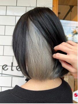 ノエル(noele) インナーカラー×ホワイトシルバー