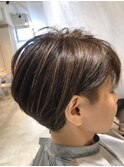 刈り上げショートボブ