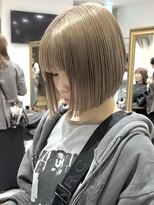 サーカス 町田(circus)&nbsp;20代に人気！「韓国風フルバングボブ×スモーキーベージュ」