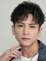 フィフス 原宿(fifth)&nbsp;原宿ツイストスパイラルパーマメンズカットセンターパート30代