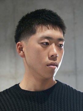 メッツ 原宿(METS) MEN'S/バズカット×テーパーフェード/ボウズ