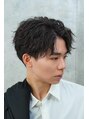 メンズヘアフェイス(Men's hair FACE。)&nbsp;ツイストスパイラルパーマ×センターパート大人のお洒落