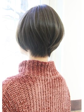 ラグエル(RAGUEL) 【30代40代50代】　ひし形ショートボブ