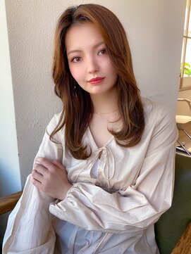 アフロート ディル(AFLOAT D'L) みきな韓国アイドル風長め前髪シースルーヨシンモリ人気ヘア大人